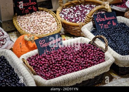 Madrid, Espagne. 05th novembre 2022. BIOCULTURA, salon des produits biologiques et de la consommation responsable. Légumineuses organiques, IFEMA, Madrid, Espagne. Credit: EnriquePSans / Alamy Live News Banque D'Images