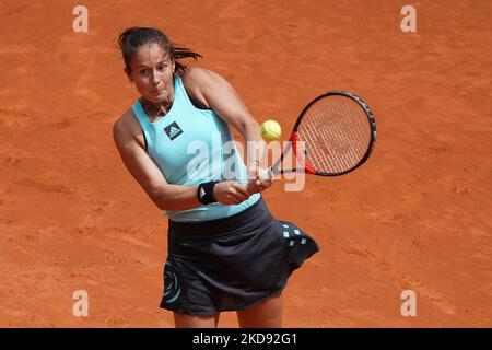 Daria Kasatkina de Russie en action contre Sara Sorribes Tormo d'Espagne dans son troisième tour de match le jour 6 de l'ouverture de Mutua Madrid à la Caja Magica sur 03 mai 2022 à Madrid, Espagne (photo par Oscar Gonzalez/NurPhoto) Banque D'Images