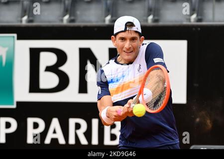 Francesco Passaro (ITA) lors du premier tour contre Cristian grain (CHI) du Maître ATP 1000 Internazionali BNL d'Italia Tournament à Foro Italico on 8 mai 2022 (photo de Fabrizio Corradetti/LiveMedia/NurPhoto) Banque D'Images