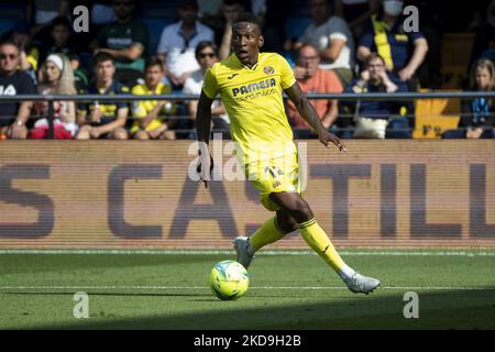 Pervis Estupinan de Villarreal pendant le match de la Liga entre Villarreal CF et Sevilla FC au stade de la Ceramica sur 8 mai 2022. (Photo de Jose Miguel Fernandez/NurPhoto) Banque D'Images