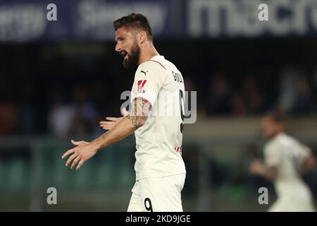 Olivier Giroud (AC Milan) réagit pendant le football italien série A match Hellas Verona FC vs AC Milan sur 08 mai 2022 au stade Marcantonio Bentegodi à Vérone, Italie (photo de Francesco Scaccianoce/LiveMedia/NurPhoto) Banque D'Images