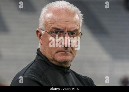 L'entraîneur de Ceará Dorival Júnior pendant le match entre Athletico PR et Ceará pour la Ligue brésilienne Serie A 2022 - Round 5 au stade Arena da Baixada à Curitiba-PR/Brésil. (Photo de Gabriel Machado/NurPhoto) Banque D'Images