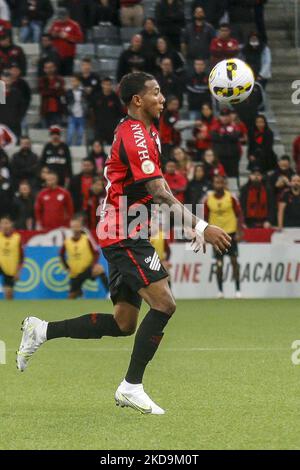 Athletico PR v Ceará - Ligue brésilienne Serie A 2022 - Round 5 - Athletico PR joueur David Terans pendant le match contre Ceará Brazilian League Serie A 2022 - Round 5 au stade Arena da Baixada à Curitiba-PR/Brésil. (Photo de Gabriel Machado/NurPhoto) Banque D'Images