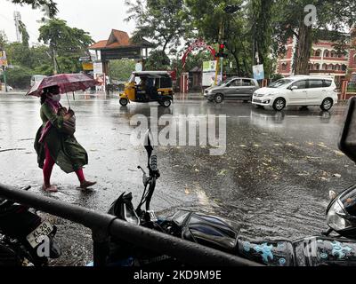 Des orages ont frappé la ville de Thiruvananthapuram (Trivandrum), Kerala, en Inde, sur 10 mai 2022. (Photo de Creative Touch Imaging Ltd./NurPhoto) Banque D'Images