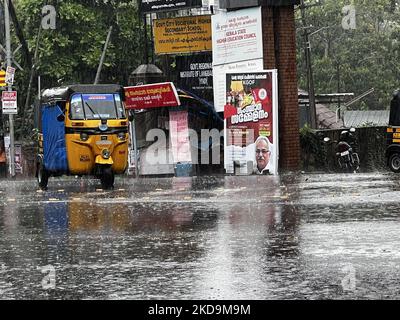 Des orages ont frappé la ville de Thiruvananthapuram (Trivandrum), Kerala, en Inde, sur 10 mai 2022. (Photo de Creative Touch Imaging Ltd./NurPhoto) Banque D'Images