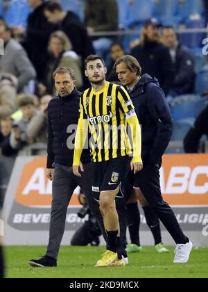 ARNHEM - (lr) Matus Bero de vitesse, vitesse entraîneur Phillip Cocu pendant le match néerlandais Eredivisie entre vitesse et Sparta Rotterdam au Gelredome sur 5 novembre 2022 à Arnhem, pays-Bas. ANP BART STOUTJEDIJK Banque D'Images