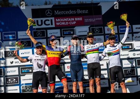 Tom Pidcock remporte la troisième manche de la coupe du monde de MTB célébrée à Nové M?sto Na Morav? (République tchèque), sur 15 mai 2022. (Photo de Javier Martínez de la Puente/NurPhoto) Banque D'Images