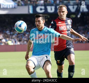 Hirving Lozano de SSC Napoli pendant la série Un match entre SSC Napoli et Gênes CFC sur le stade 15 mai 2022 'Diego Armando Maradona' à Naples, Italie (photo de Gabriele Maricchiolo/NurPhoto) Banque D'Images