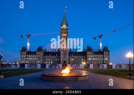 Ottawa (Ontario) - 21 octobre 2022 : vue de l'édifice du Centre sur la colline du Parlement. Banque D'Images