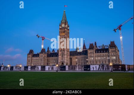 Ottawa (Ontario) - 21 octobre 2022 : vue de l'édifice du Centre sur la colline du Parlement. Banque D'Images