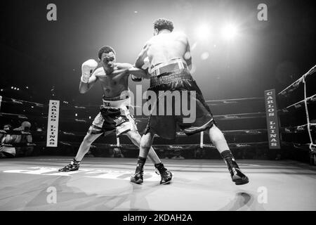 Ramon Guevara (11-25-2; République dominicaine en passant par Grand Rapids, MI) a battu LaQuan Lewis (7-14-1; Brooklyn, NY) lors d'un match de poids et haltères de 4 tours au Motor City Casino and Hotel de Detroit, MI le 13 mai 2022. (Photo par Adam J. Dewey/NurPhoto) Banque D'Images