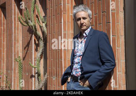 L'historien et écrivain français Ivan Jablonka pose lors de sa visite à Barcelone, à Barcelone, en Catalogne, en Espagne, sur 20 mai, 2022 (photo par Albert Llop/NurPhoto) Banque D'Images
