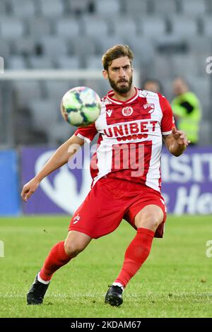 Baptiste Aloe de Dinamo Bucuresti en action pendant Universitatea Cluj  contre Dinamo Bucuresti, 21 mai 2022, dispute sur le stade Cluj Arena,  Cluj Napoca (photo par Flaviu Buboi/NurPhoto Photo Stock - Alamy