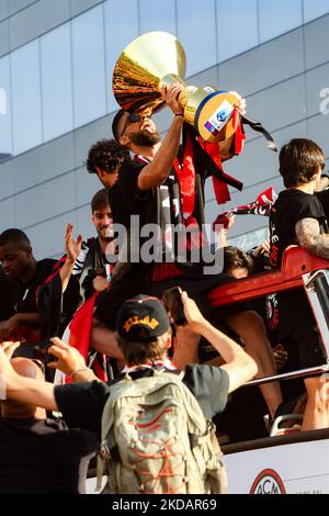 Départ d'un bus découvert de la Casa Milan pour la fête de la Scudetto à Milan, Italie, sur 23 mai 2022 (photo de Mairo Cinquetti/NurPhoto) Banque D'Images