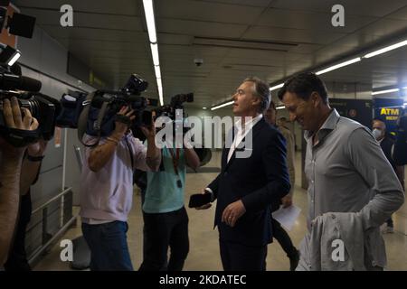 Roger Schmidt arrive à l'aéroport Humberto Delgado, Lisbonne, Portugal, pour être présenté comme le nouvel entraîneur de Sport Lisboa e Benfica, sur 24 mai 2022. (Photo de Nuno Cruz/NurPhoto) Banque D'Images