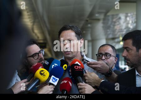 Roger Schmidt arrive à l'aéroport Humberto Delgado, Lisbonne, Portugal, pour être présenté comme le nouvel entraîneur de Sport Lisboa e Benfica, sur 24 mai 2022. (Photo de Nuno Cruz/NurPhoto) Banque D'Images