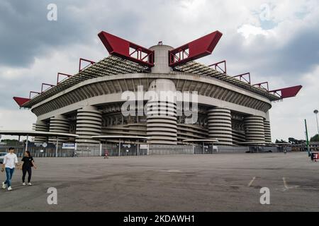 Une vue générale du stade Giuseppe Meazza est visible à Milan, en Italie, sur 24 mai 2022. (Photo par Lorenzo Di Cola/NurPhoto) Banque D'Images