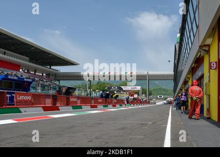 Dans les fosses pendant le Championnat du monde MotoGP Gran Premio dâ€™Italia Oakley MotoGP libre pratique sur 27 mai 2022 au circuit international de Mugello à Mugello, Italie (photo par Alessio Marini/LiveMedia/NurPhoto) Banque D'Images