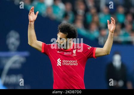 Mohamed Salah du FC Liverpool gestes lors du match final de la Ligue des champions de l'UEFA entre le FC Liverpool et le FC Real Madrid au Stade de France sur 28 mai 2022 à Paris, France. (Photo de Giuseppe Maffia/NurPhoto) Banque D'Images