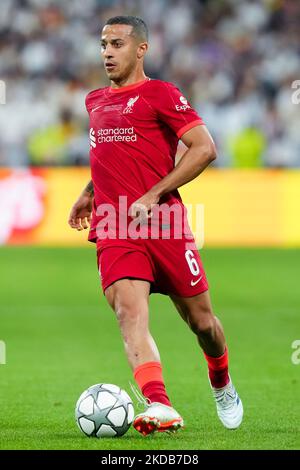 Thiago Alcantara du FC Liverpool lors du match final de la Ligue des champions de l'UEFA entre le FC Liverpool et le FC Real Madrid au Stade de France sur 28 mai 2022 à Paris, France. (Photo de Giuseppe Maffia/NurPhoto) Banque D'Images