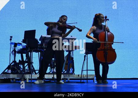 Elena Bianchetti et Guendalina Pulcinelli lors du concert Gazzelle 2022 à PalaEur le 30th mai 2022 à Rome, Italie. (Photo de Domenico Cippitelli/LiveMedia/NurPhoto) Banque D'Images