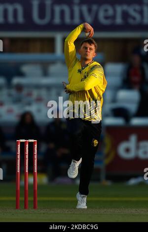 Scott Borthwick de Durham Bowls lors du match de la Charlotte Edwards Cup entre Northern Diamonds et Loughborough Lightning au Seat unique Riverside, Chester le Street, le mercredi 1st juin 2022. (Photo de will Matthews/MI News/NurPhoto) Banque D'Images