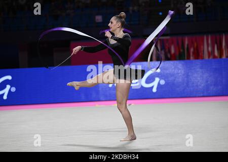 Kayla Rondi (RSA) lors de la coupe du monde 2022 de GYMNASTIQUE rythmique DE LA FIG sur 03 juin 2022 à l'arène de Vitrifrigo à Pesaro, Italie (photo de Gianluca Ricci/LiveMedia/NurPhoto) Banque D'Images