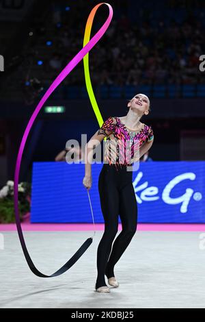 Onopriienko Viktoriia (UKR) lors de la Gym Rythmic Gym coupe du monde 2022 de LA FIG sur 03 juin 2022 à l'arène Vitrifrigo à Pesaro, Italie (photo de Gianluca Ricci/LiveMedia/NurPhoto) Banque D'Images