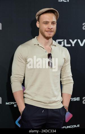 L'acteur turc Kerem Bursin assiste à la photocall de la présentation du NFT à Madrid. 14 juin 2022 Espagne (photo par Oscar Gonzalez/NurPhoto) Banque D'Images