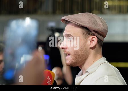 L'acteur turc Kerem Bursin assiste à la photocall de la présentation du NFT à Madrid. 14 juin 2022 Espagne (photo par Oscar Gonzalez/NurPhoto) Banque D'Images
