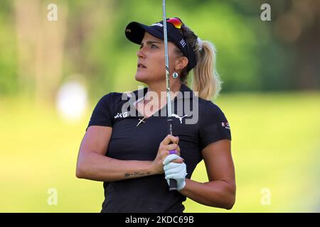 Lexi Thompson de Delray Beach, Floride hits de l'ébauche du fairway de 17th pendant la première partie du tournoi de golf classique Meijer LPGA au Blythefield Country Club à Belmont, MI, USA jeudi, 16 juin 2022. (Photo par Amy Lemus/NurPhoto) Banque D'Images