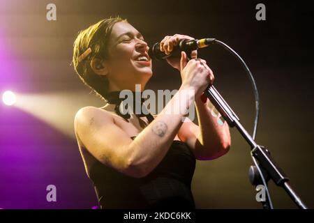 Escargot Mail en concert à Santeria à Milan, Italie, sur 16 juin 2022. Snail Mail est le projet solo de rock indépendant américain du guitariste et chanteur-compositeur Lindsey Jordan. (Photo par Mairo Cinquetti/NurPhoto) Banque D'Images