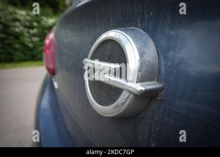 Un logo Opel est visible à Varsovie, en Pologne, le 14 juin 2022. (Photo par STR/NurPhoto) Banque D'Images