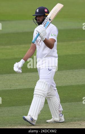 Jack Leaning, de Kent, fait la promotion de son demi-siècle lors du match LV= County Championship Division 1 entre Surrey et Kent au Kia, Oval, Londres, le mardi 28th juin 2022. (Photo de Robert Smith/MI News/NurPhoto) Banque D'Images