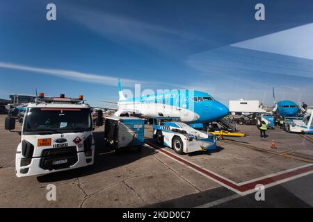 Un avion passager Aerolineas Argentinas est vu stationné à l'aéroport Jorge Newbery, à Buenos Aires, Argentine 29 juin 2022. (Photo de Matías Baglietto/NurPhoto) Banque D'Images