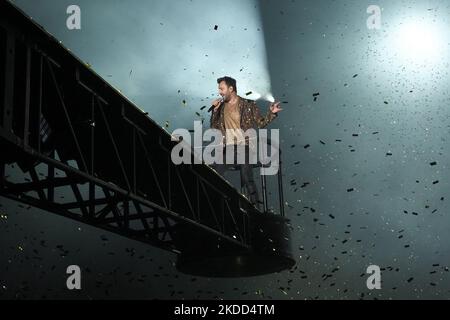 La chanteuse italienne Cesare Cremonini en concert au parc Imola. 2 juillet 2022, Imola (Bologne), Italie (photo de Michele Nucci/LiveMedia/NurPhoto) Banque D'Images