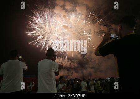 Feux d'artifice à l'occasion du 60th anniversaire de l'indépendance algérienne à Alger, Algérie sur 05 juillet 2022 (photo par APP/NurPhoto) Banque D'Images