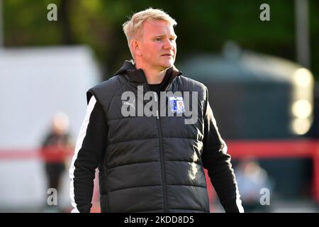 Pete Wild, le nouveau directeur de Barrow, lors du match amical d'avant-saison entre Ashton United et Barrow au stade Hurst Cross, Ashton sous Lyne, le mardi 5th juillet 2022. (Photo d'Eddie Garvey/MI News/NurPhoto) Banque D'Images