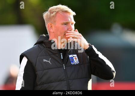 Pete Wild, le nouveau directeur de Barrow, lors du match amical d'avant-saison entre Ashton United et Barrow au stade Hurst Cross, Ashton sous Lyne, le mardi 5th juillet 2022. (Photo d'Eddie Garvey/MI News/NurPhoto) Banque D'Images