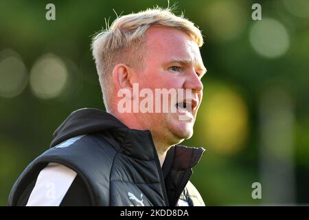 Pete Wild, le nouveau directeur de Barrow, lors du match amical d'avant-saison entre Ashton United et Barrow au stade Hurst Cross, Ashton sous Lyne, le mardi 5th juillet 2022. (Photo d'Eddie Garvey/MI News/NurPhoto) Banque D'Images