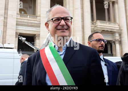 Rome, Italie. 05th novembre 2022. Roberto Gualtieri, maire de Rome, assiste à la manifestation nationale pour la paix organisée par les associations de la société civile italienne avec la coalition Europe pour la paix, en solidarité avec le peuple ukrainien et les victimes de toutes les guerres. Crédit : SOPA Images Limited/Alamy Live News Banque D'Images