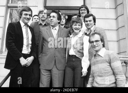 La visite du Président du FDJ du GDR, Egon Krenz, à Bonn, le 21 mars 1980. Avec ses amis, le MSB Spartakus. Werner Stuermann (SDAJ) Banque D'Images