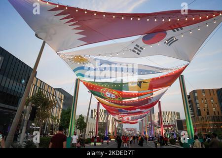 Le DARB Lusail Festival, un festival familial dans le cadre du partenariat entre Qatar Tourism, Qatar Airways, l'année 2022 de la culture (Yoc) Qatar-MENASA, le Comité suprême pour la livraison et l'héritage (SC) et Qatari Diar, a insufflé la vie dans le nouveau monument inauguré dans la ville dynamique de Lusail au Qatar. Banque D'Images