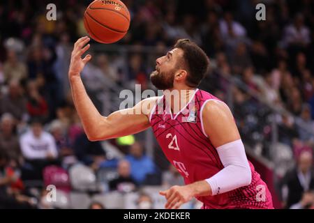 Bonn, Allemagne. 05th novembre 2022. Basketball Bundesliga Matchday 6, Telekom paniers Bonn - MLP universitaires Heidelberg, Leon Kratzer (Bonn) crédit: Juergen Schwarz/Alay Live News Banque D'Images