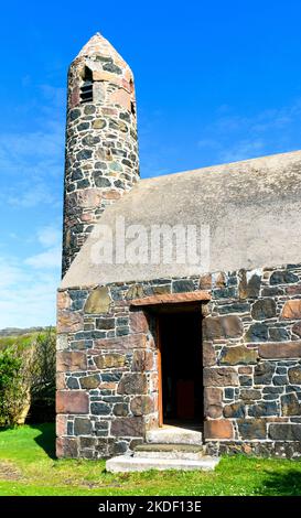 La tour ronde de l'église de la Canna Rhu, île de la Canna, Écosse, Royaume-Uni Banque D'Images