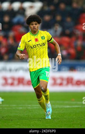 AESSEAL New York Stadium, Rotherham, Angleterre - 5th novembre 2022 Gabriel Sara (17) de Norwich City - pendant le match Rotherham v Norwich City, Sky Bet Championship, 2022/23, AESSEAL New York Stadium, Rotherham, Angleterre - 5th novembre 2022 Credit: Arthur Haigh/WhiteRosePhotos/Alay Live News Banque D'Images