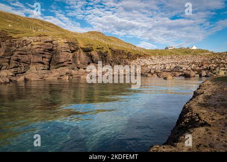 Une image HDR calme et automnale de Port Chaligaig au-dessous du village de Dorman près de Kinlochbervie, Sutherland, Écosse. 23 octobre 2022 Banque D'Images