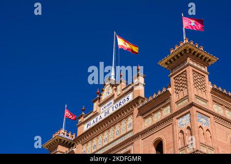 Détail de la façade de la Plaza de Toros à Madrid Banque D'Images