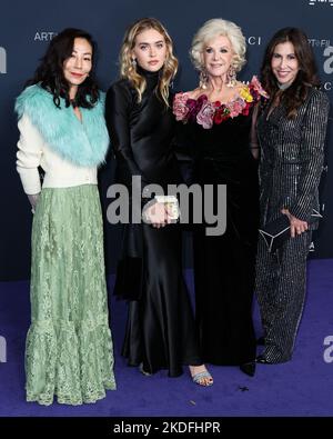 Los Angeles, États-Unis. 05th novembre 2022. LOS ANGELES, CALIFORNIE, États-Unis - NOVEMBRE 05 : Sonya Roth, Marlowe Early, Elaine Wynn et Gillian Wynn Earl arrivent au gala annuel 11th du LACMA Art film Gala 2022 présenté par Gucci au Los Angeles County Museum of Art on 5 novembre 2022 à Los Angeles, Californie, États-Unis. (Photo de Xavier Collin/image Press Agency) Credit: Image Press Agency/Alay Live News Banque D'Images