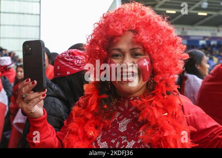 Warrington, Royaume-Uni. 06th novembre 2022. Les fans de Tongga arrivent au stade Halliwell Jones lors de la coupe du monde de rugby 2021 quart de finale match Tonga contre Samoa au stade Halliwell Jones, Warrington, Royaume-Uni, 6th novembre 2022 (photo de Mark Cosgrove/News Images) crédit: News Images LTD/Alay Live News Banque D'Images